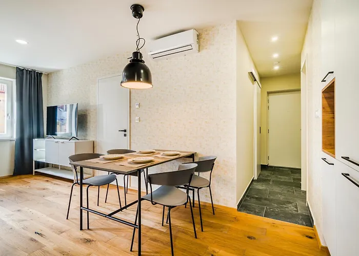 Prague Days - Premium Loft W Terrace - View - Netflix - Ac